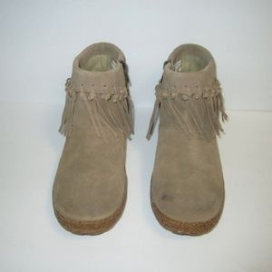 UGG Shenendoah Bohemian Fringe Bootie   ✨BOGO FREE✨ 🛍 Buy One Get One FREE